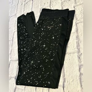 Women’s Nike Pro Leggings Never Worn
